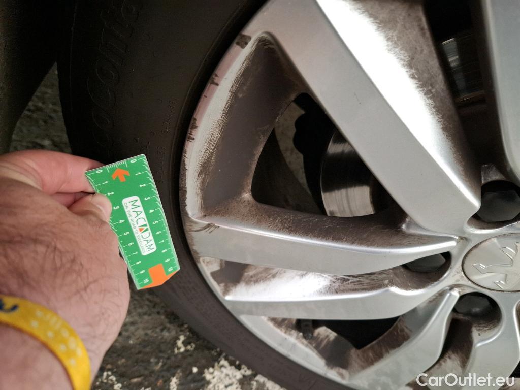  Peugeot  308  Active Business 1.5 HDI 100CV BVM6 E6dT #10