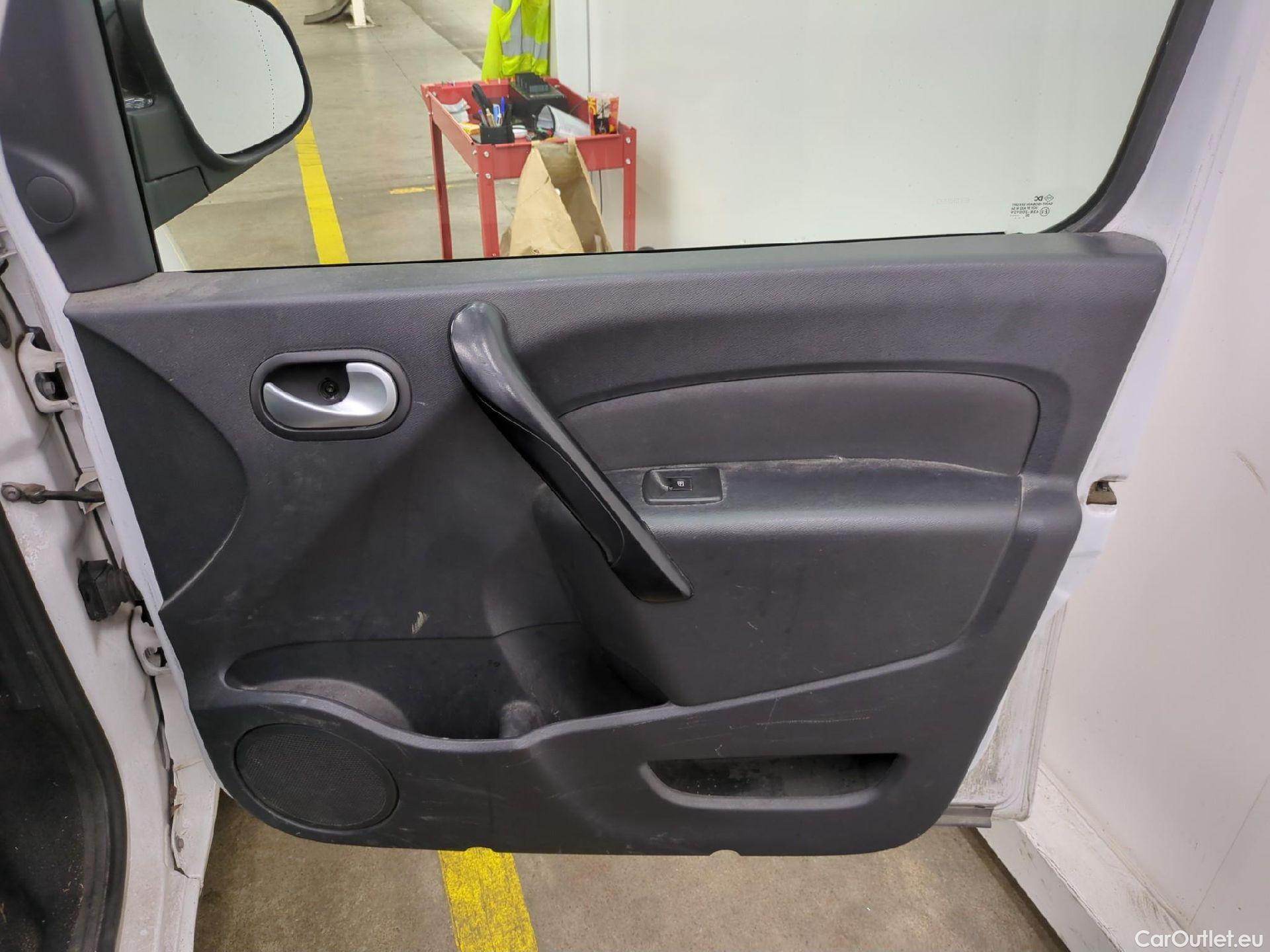 Renault  Kangoo  Business 1.5 dCi 95CV BVM6 E6dT #9