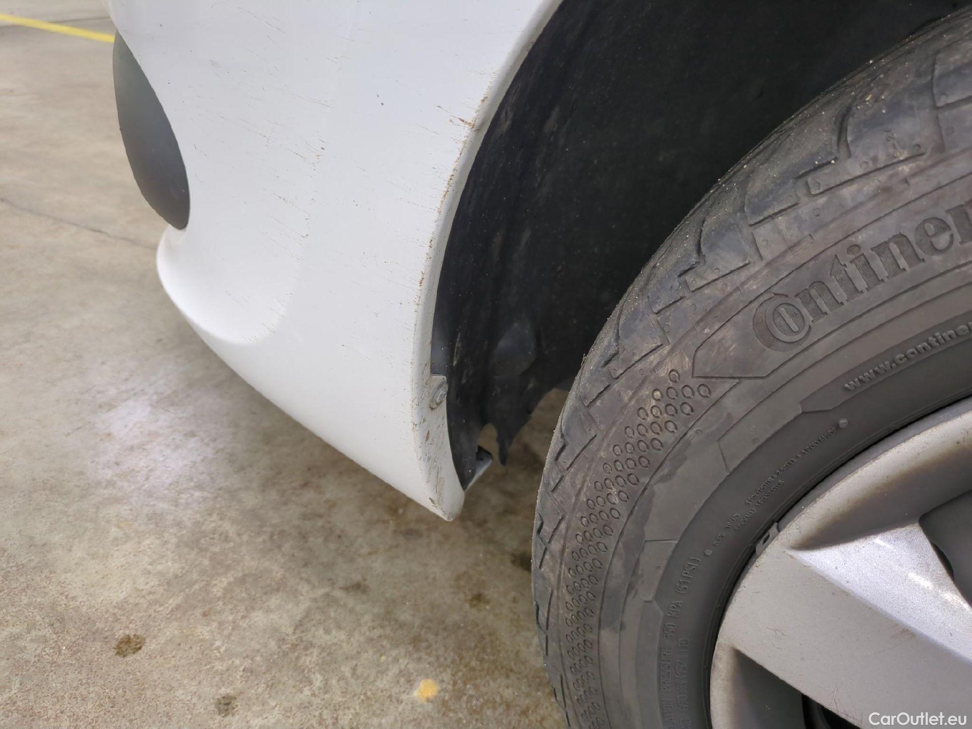 Renault  Kangoo  Business 1.5 dCi 95CV BVM6 E6dT #51