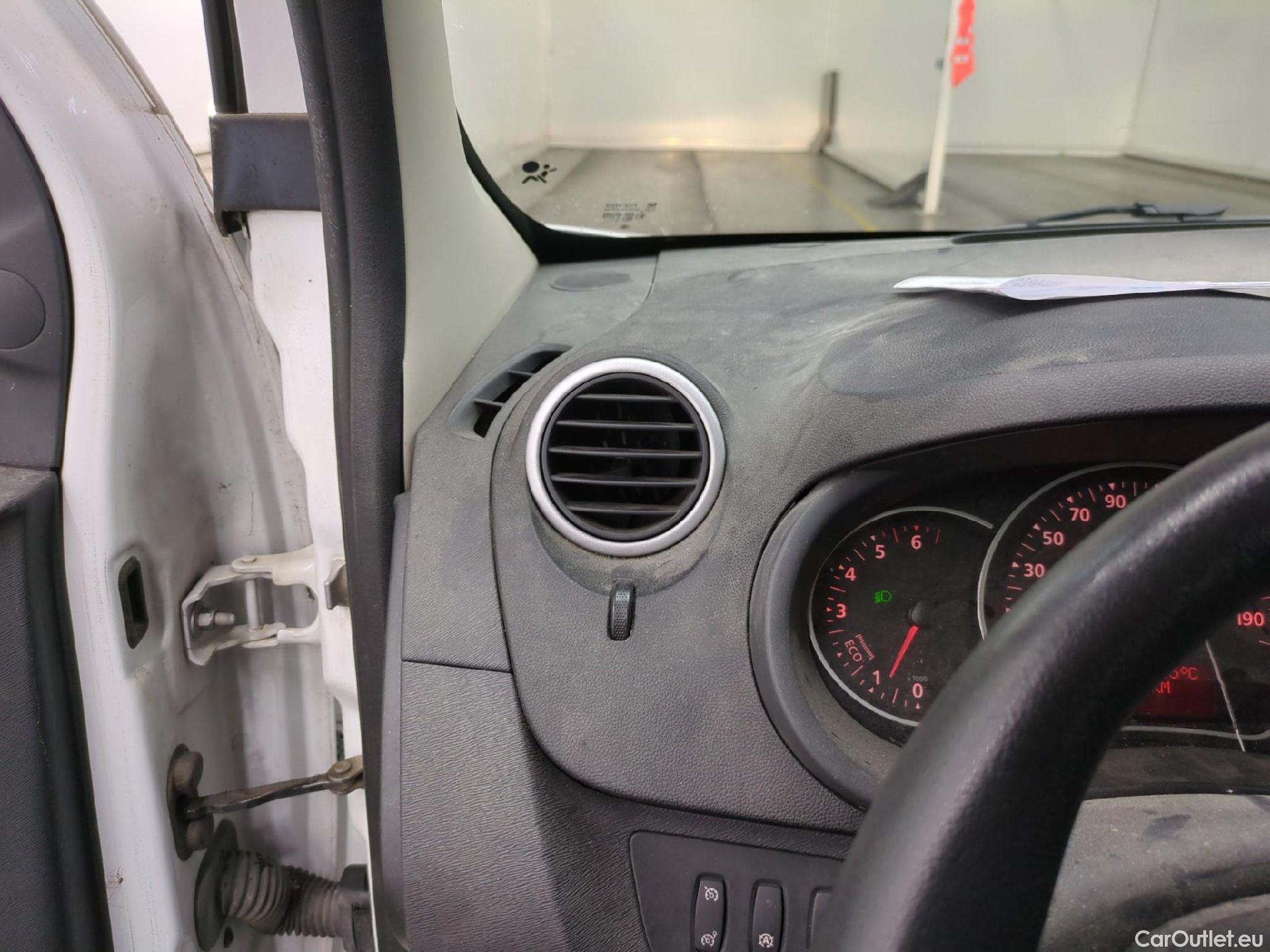 Renault  Kangoo  Business 1.5 dCi 95CV BVM6 E6dT #47