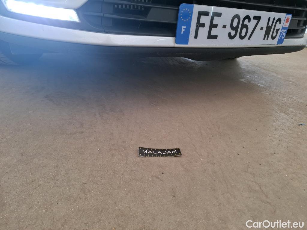  Renault  Clio  IV Business 0.9 TCe 90CV BVM5 E6 #1