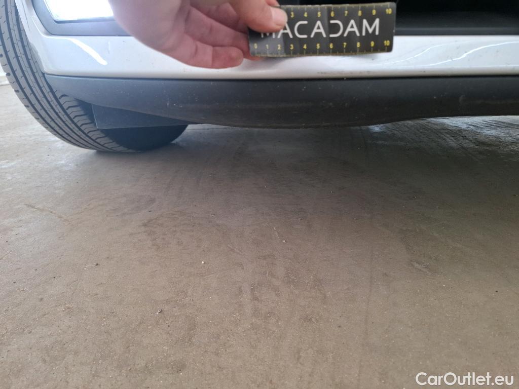  Renault  Clio  IV Business 0.9 TCe 90CV BVM5 E6 #3