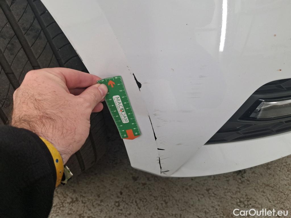 Skoda  Superb  Break Business 2.0 TDI 150CV BVA7 E6d #9