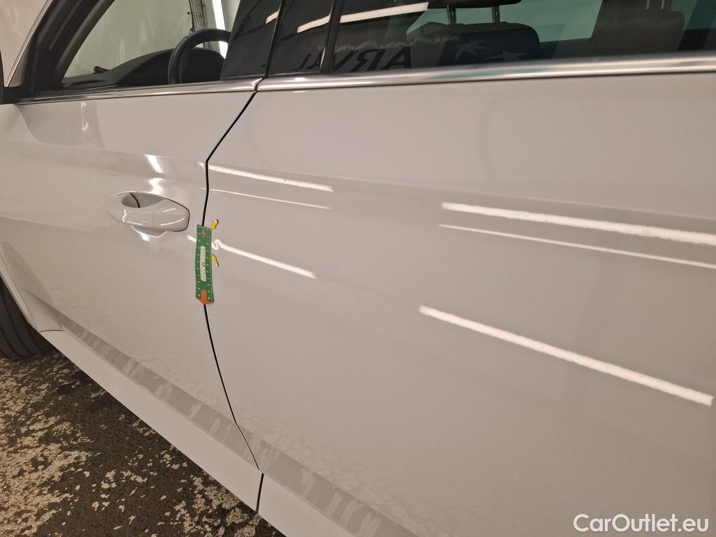 Skoda  Superb  Break Business 2.0 TDI 150CV BVA7 E6d #15