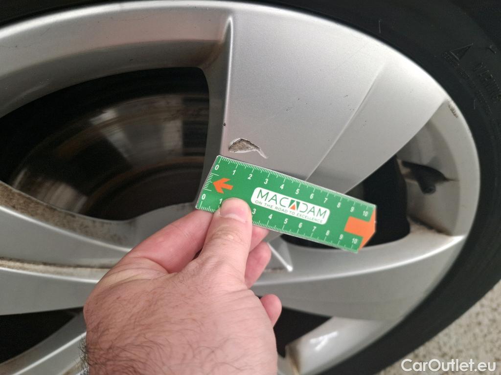 Skoda  Superb  Break Business 2.0 TDI 150CV BVA7 E6d #23