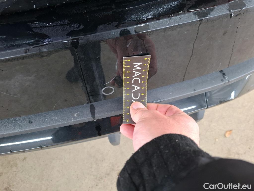  Audi  Q3 AUDI  Sportback / 2019 / 5P / SUV 40 TDI 200 QUATTRO S TRONIC S EDITION(SL) #9