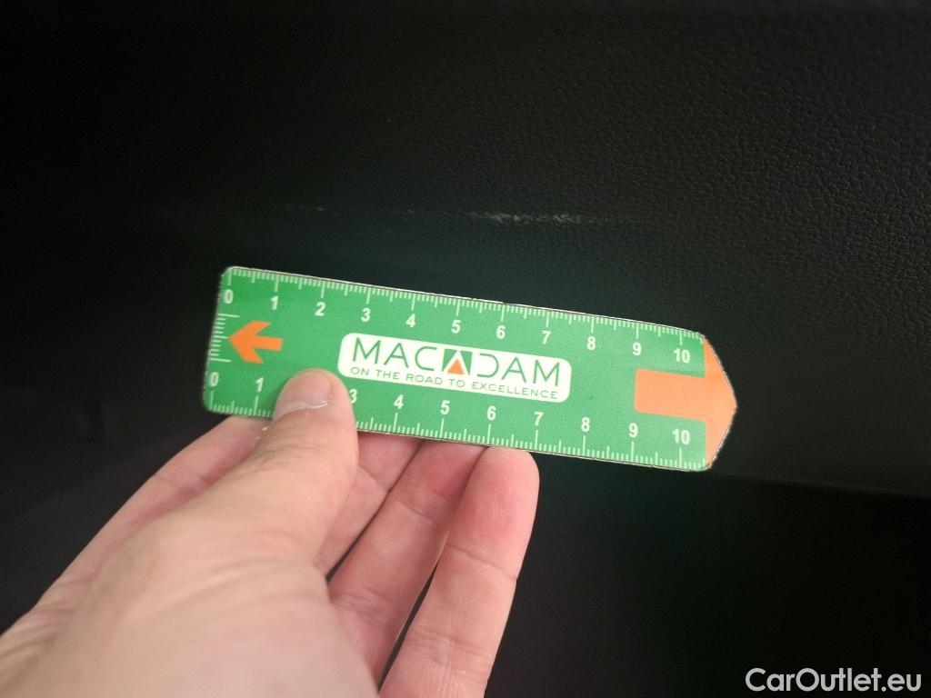  Audi  A4 AUDI  Avant / 2019 / 5P / Break 30 TDI 136 S tronic Business line #4