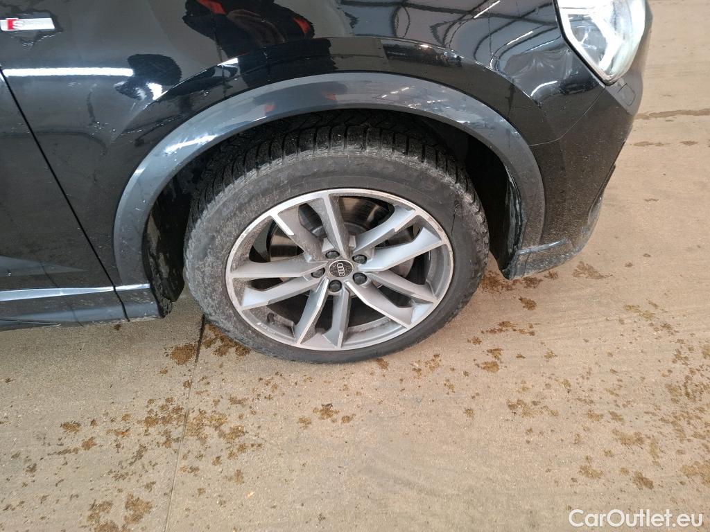  Audi  Q3 AUDI  Sportback / 2019 / 5P / SUV 40 TDI 200 QUATTRO S TRONIC S EDITION(SL) #16