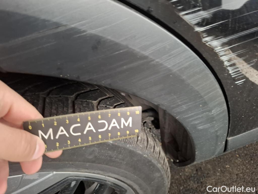  Citroen  C4  Berline Feel Pack 1.5 BlueHDI 130CV BVA8 E6d #44