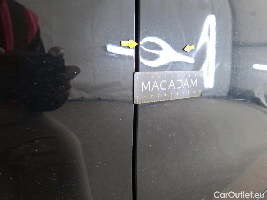  Bmw  Serie 1 BMW Série 1 / 2019 / 5P / Berline 1.5 118I DKG7 Business Design #2