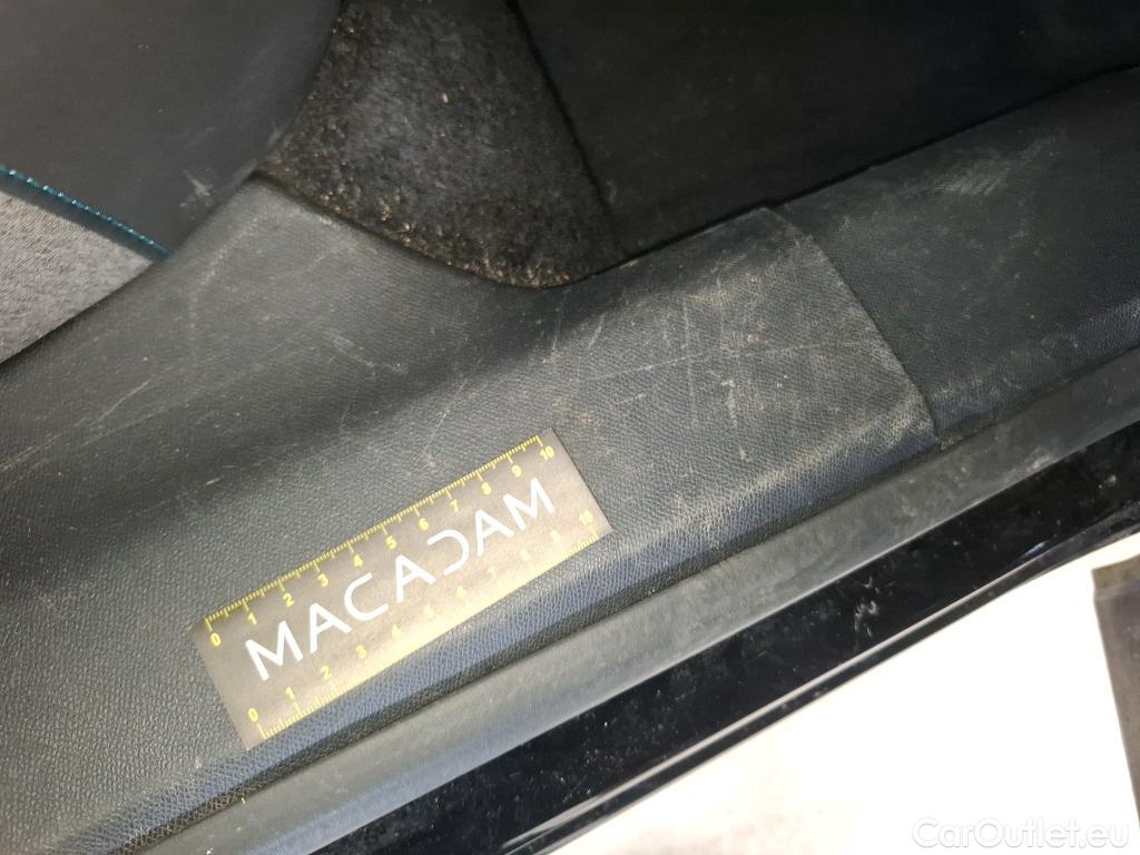  Citroen  C4  Berline Feel Pack 1.5 BlueHDI 130CV BVA8 E6d #19