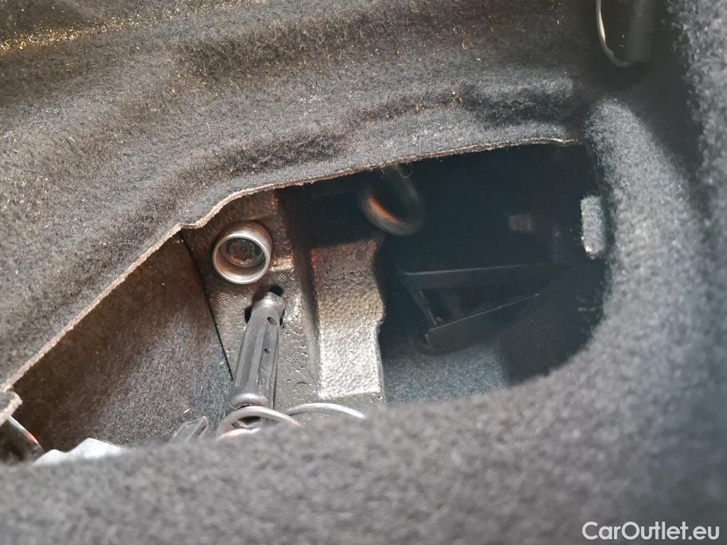  Bmw  Serie 1 Série 1 Berline 118 i Edition Sport 1.5 135CV BVA7 E6d #26