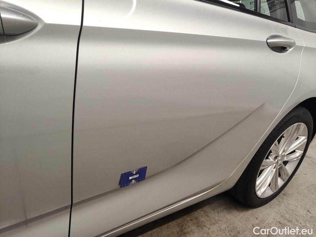Opel  Insignia Opel  Sports Tourer 1.5 Turbo D S/S 90kW Business Elegance 5d #46