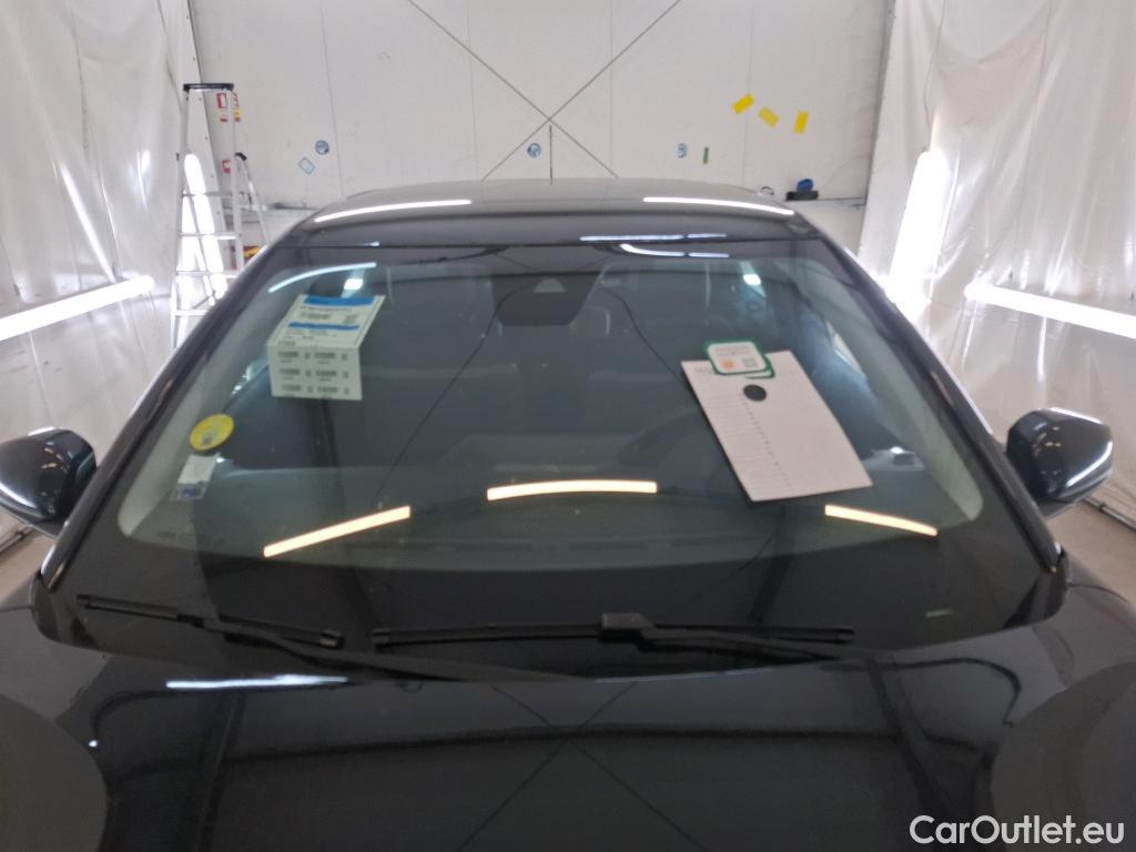  Citroen  C4  Berline Feel Pack 1.5 BlueHDI 130CV BVA8 E6d #1