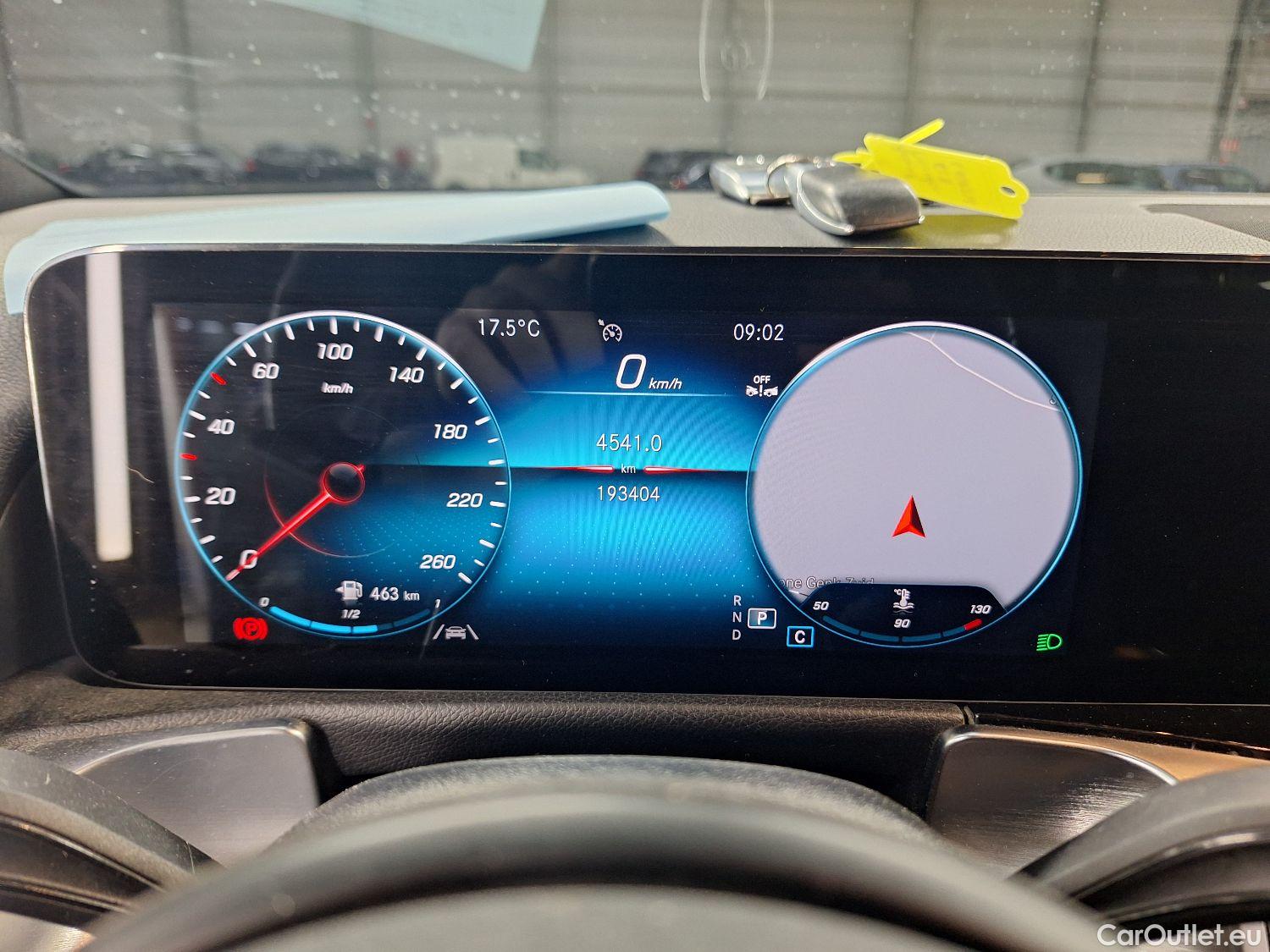 Mercedes  GLB Mercedes,  '19, Mercedes-Benz   180 d Business Solution 5d #17