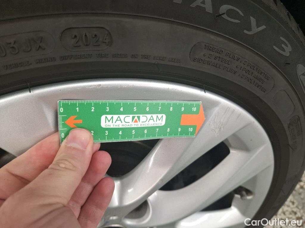  Bmw  Serie 2 Série 2 Gran Tourer 220d Premiere 190CV BVA8 E6 #11