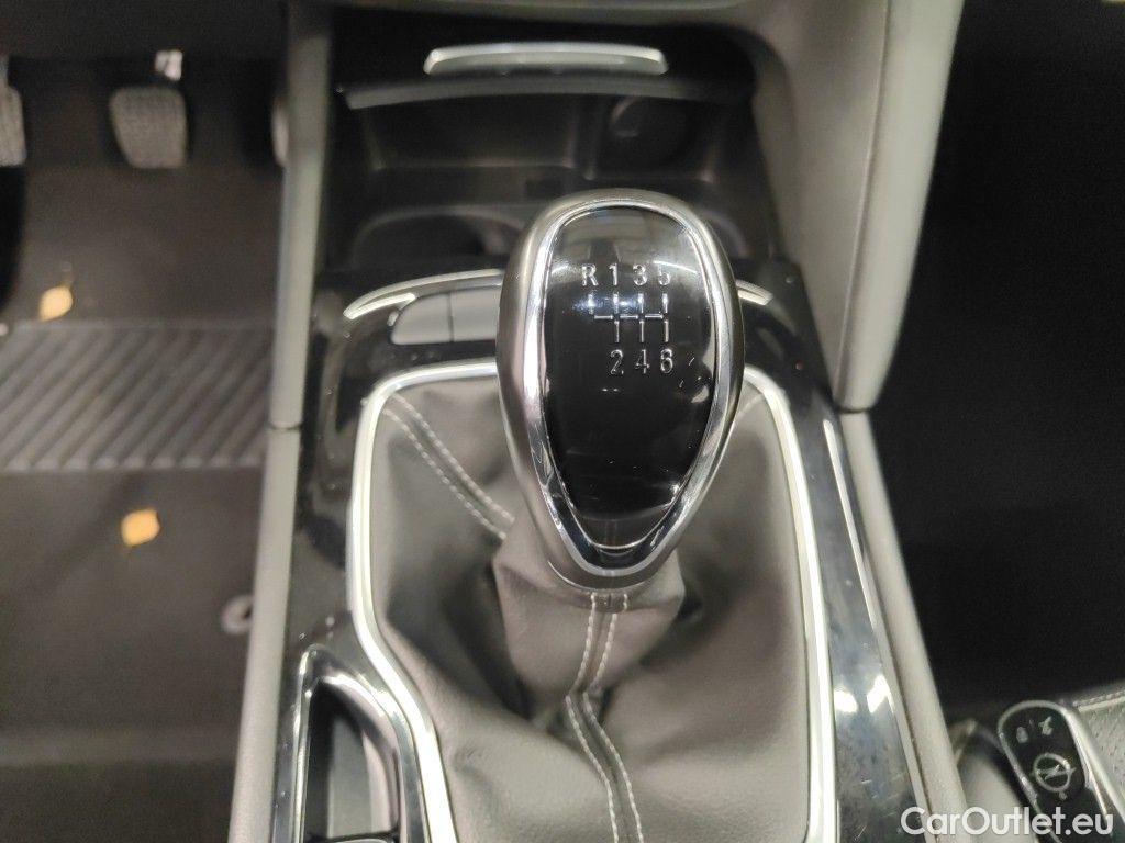 Opel  Insignia Opel  Sports Tourer 1.5 Turbo D S/S 90kW Business Elegance 5d #32