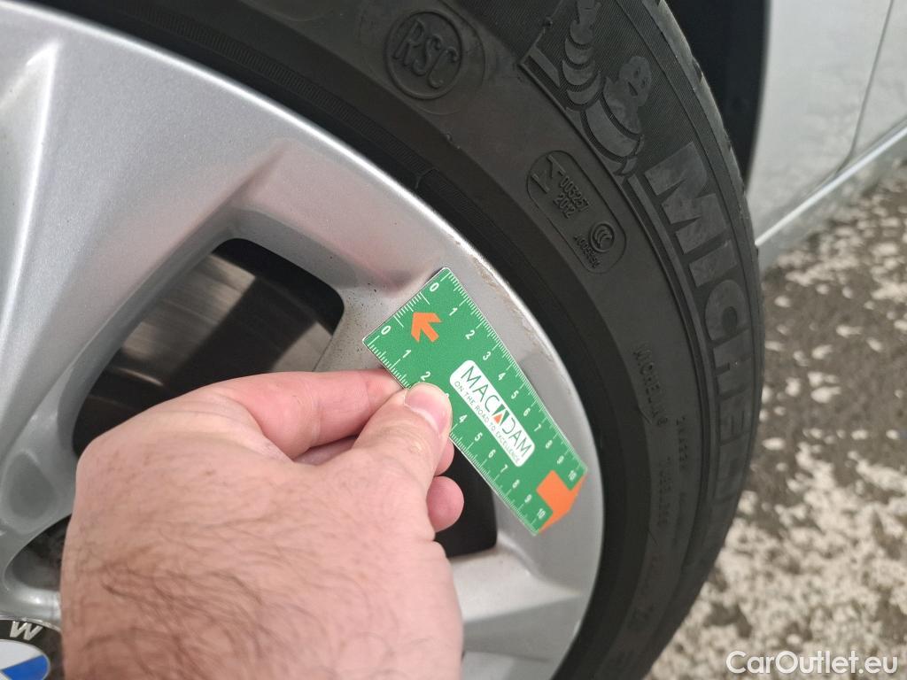  Bmw  Serie 2 Série 2 Gran Tourer 220d Premiere 190CV BVA8 E6 #5