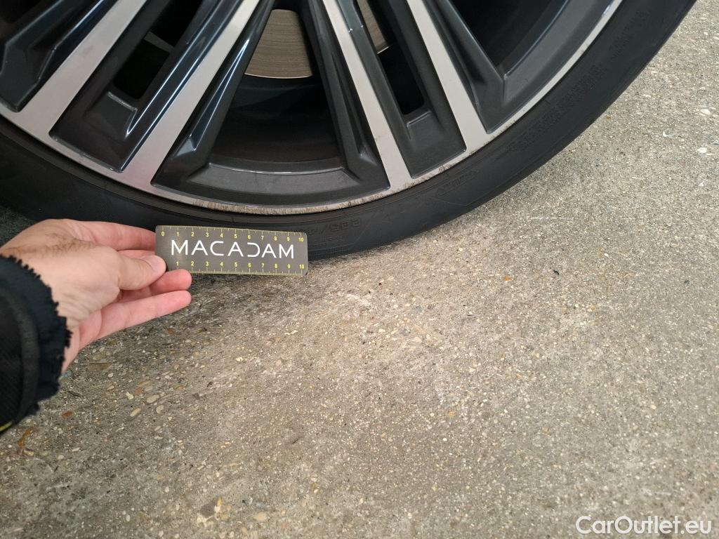  Bmw  Serie 1 BMW Série 1 / 2019 / 5P / Berline 1.5 118I DKG7 Business Design #9