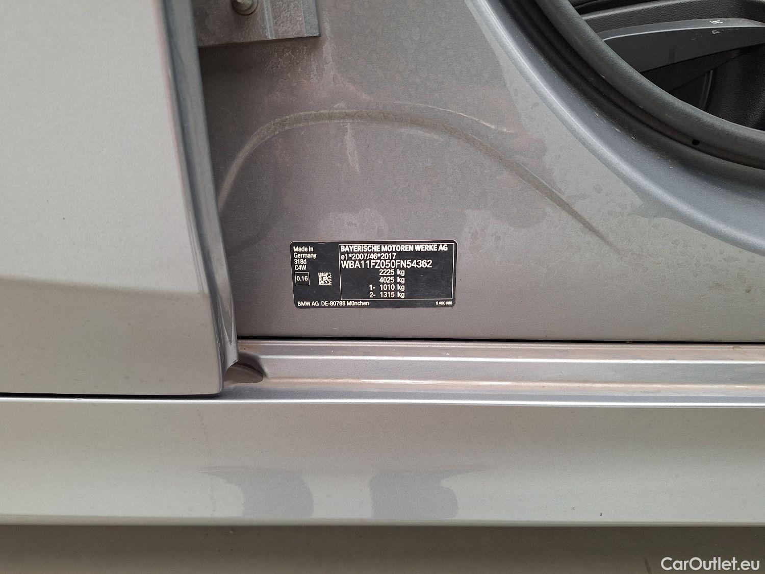 Bmw  Serie 3 BMW, 3-serie Touring '18, BMW 3 Reeks Touring 318dA (100 kW) 5d #13