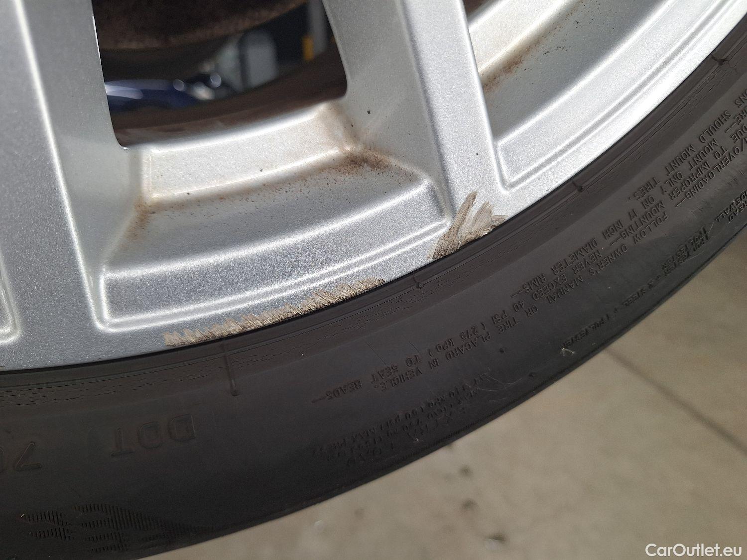 Bmw  Serie 3 BMW, 3-serie Touring '18, BMW 3 Reeks Touring 318dA (100 kW) 5d #2