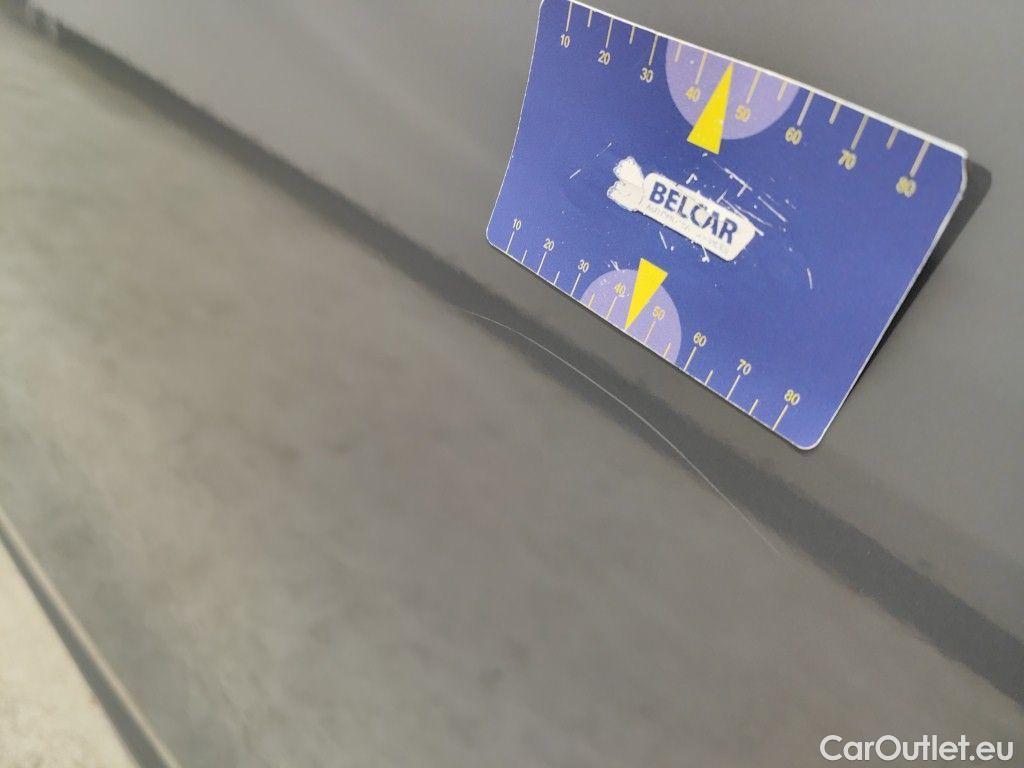 Volkswagen  Golf  Volkswagen Variant VIII 2.0 TDI 85kW Life 5d #45