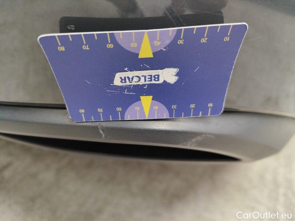 Volkswagen  Golf  Volkswagen Variant VIII 2.0 TDI 85kW Life 5d #24