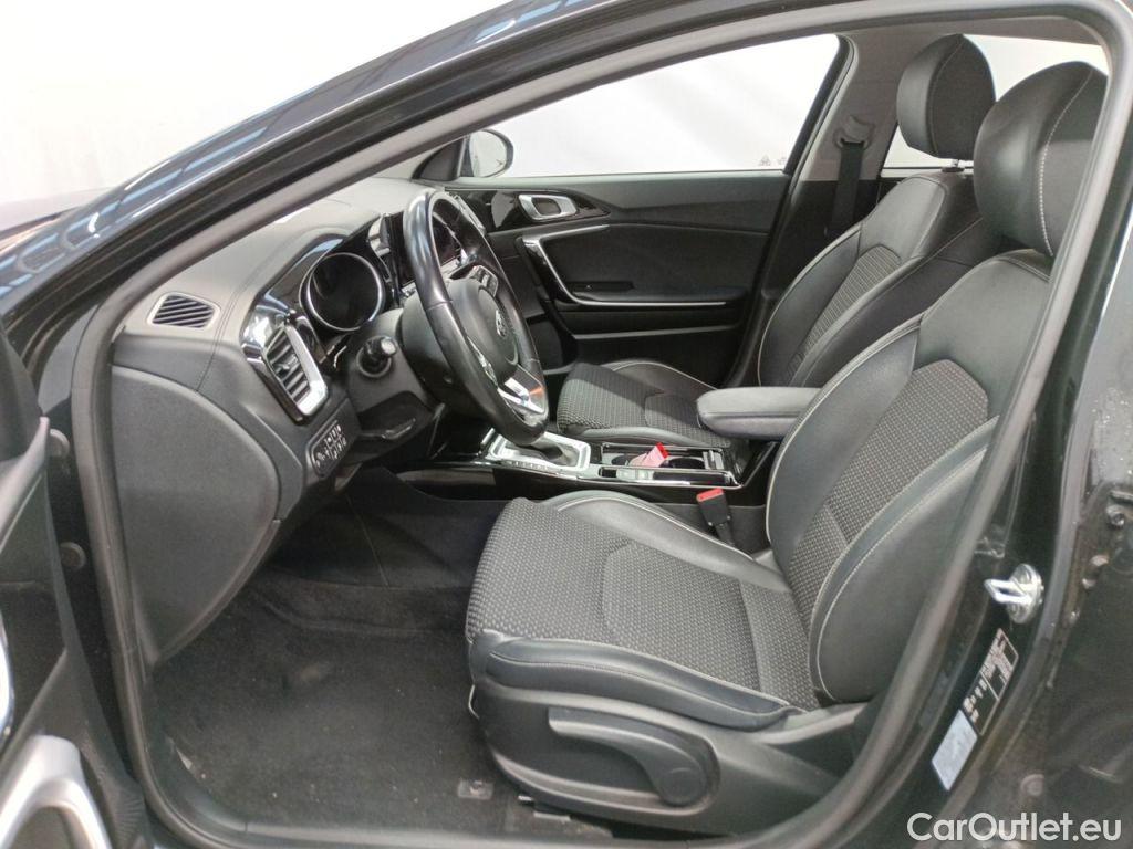 KIA  XCeed KIA  1.6 GDi PHEV DCT Business Line 5d #3