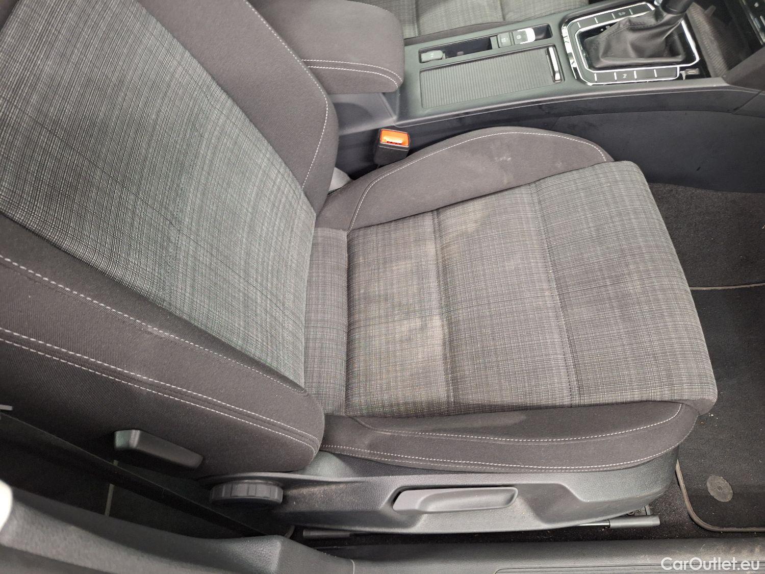  Volkswagen  Passat VW,  Variant FL'19, Volkswagen  Variant 2.0 TDI SCR 110kW DSG7 S #33