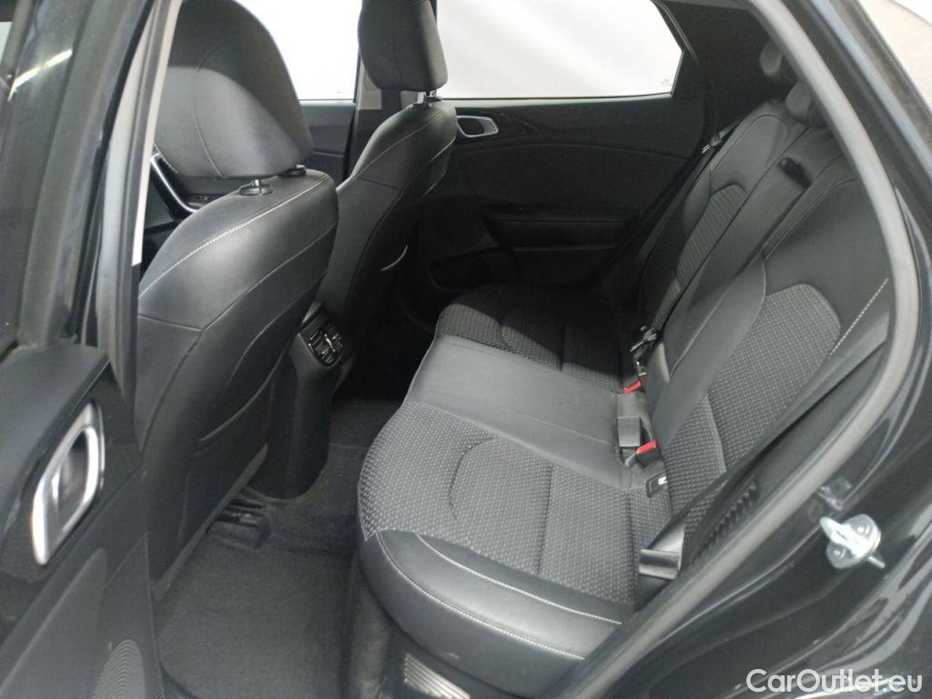 KIA  XCeed KIA  1.6 GDi PHEV DCT Business Line 5d #10