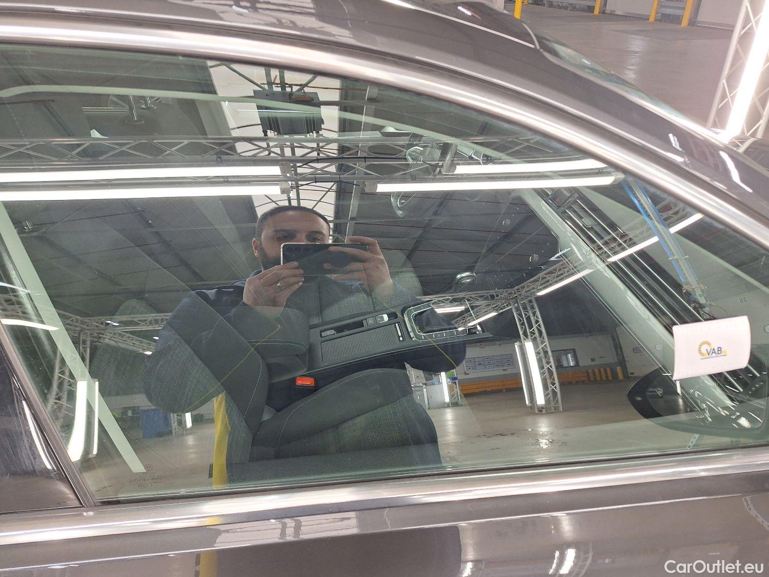  Volkswagen  Passat VW,  Variant FL'19, Volkswagen  Variant 2.0 TDI SCR 110kW DSG7 S #15