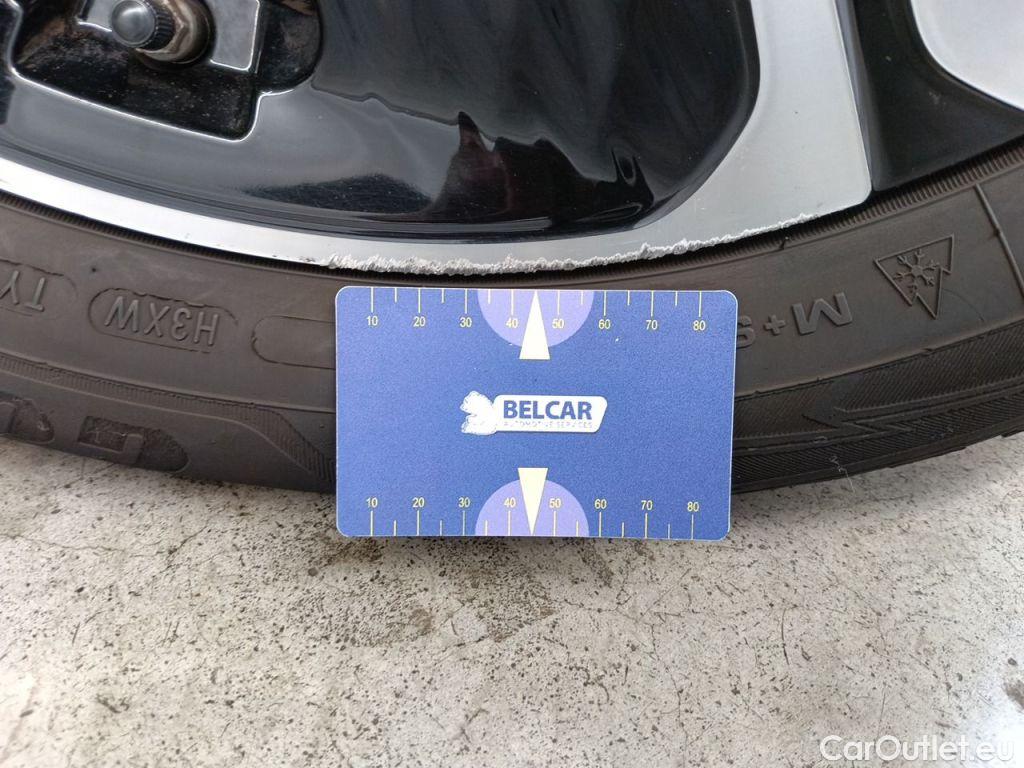 KIA  XCeed KIA  1.6 GDi PHEV DCT Business Line 5d #89