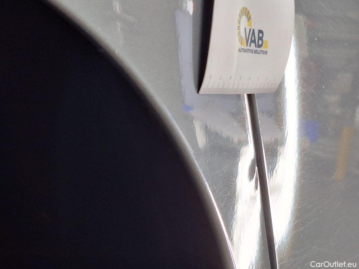 Bmw  Serie 3 BMW, 3-serie Touring '18, BMW 3 Reeks Touring 318dA (100 kW) 5d #15