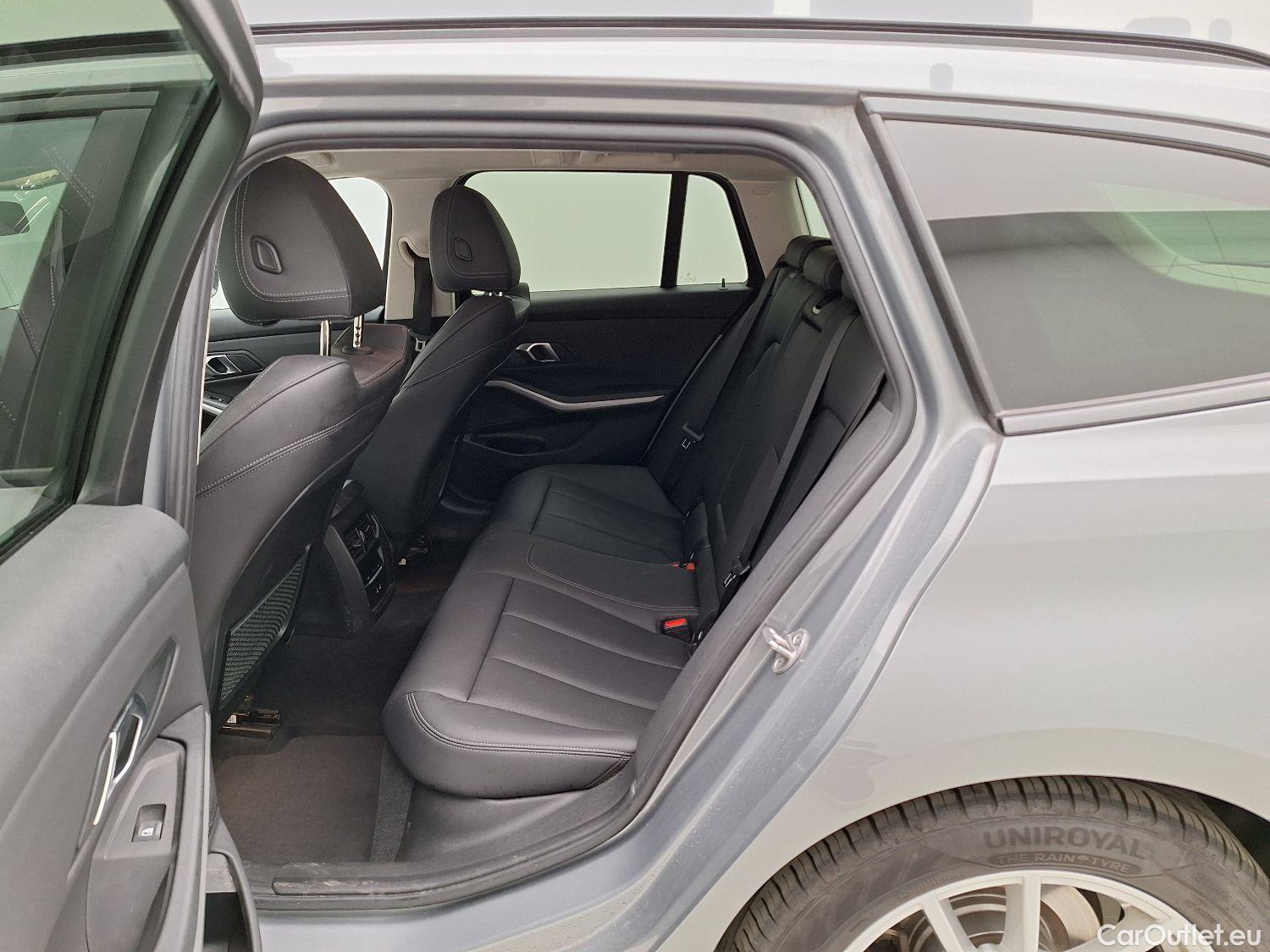 Bmw  Serie 3 BMW, 3-serie Touring '18, BMW 3 Reeks Touring 318dA (100 kW) 5d #4