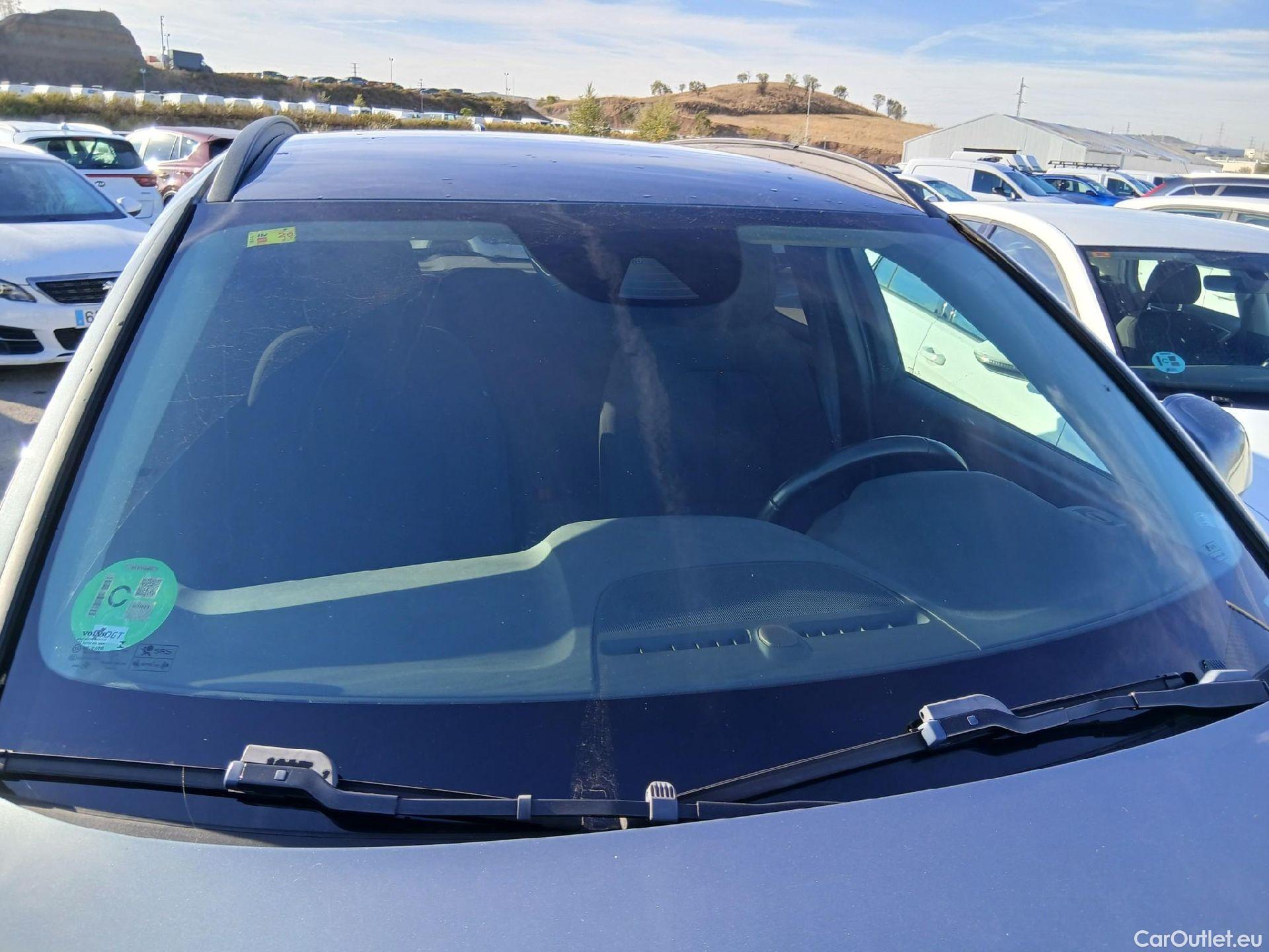 Volvo  XC 40 VOLVO XC40 / 2017 / 5P / todoterreno 1.5 T3 #8