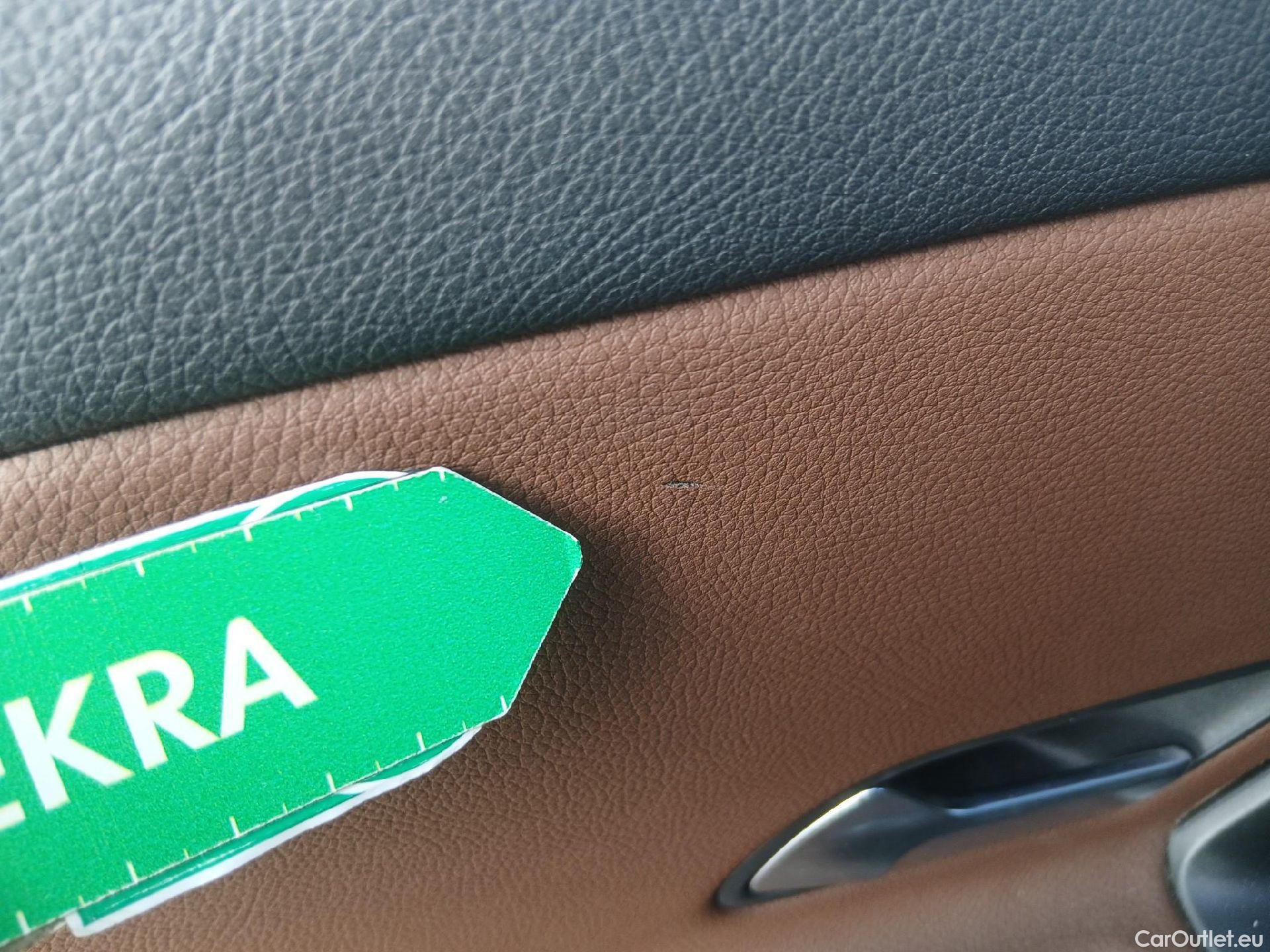  Mercedes  A-Klasse MERCEDES-BENZ Clase A / 2018 / 5P / berlina con portón A 250 e #1