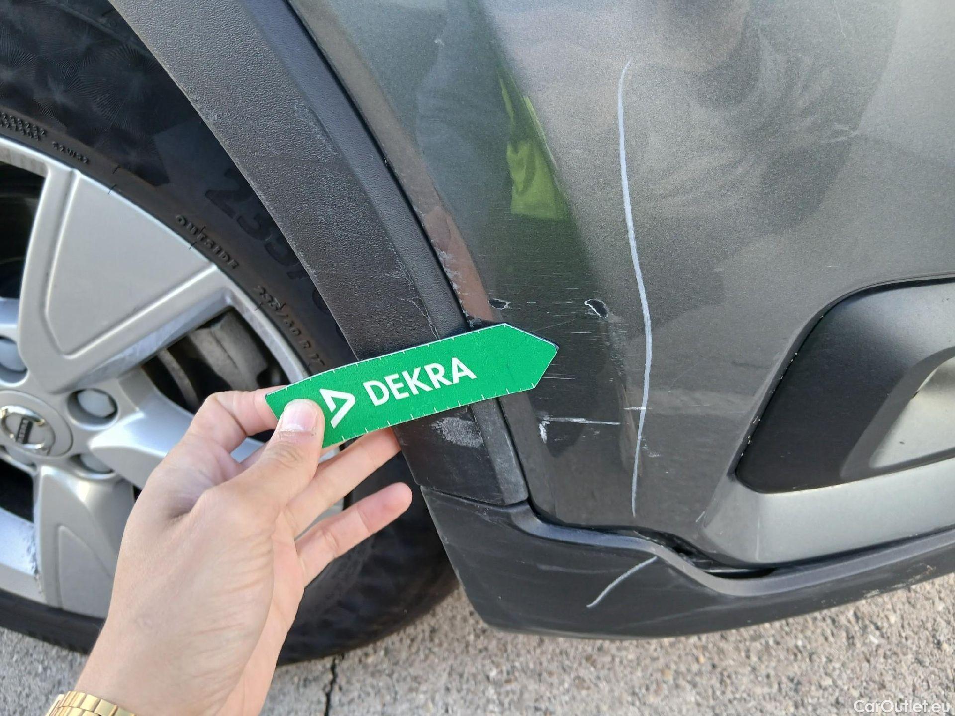 Volvo  XC 40 VOLVO XC40 / 2017 / 5P / todoterreno 1.5 T3 #2