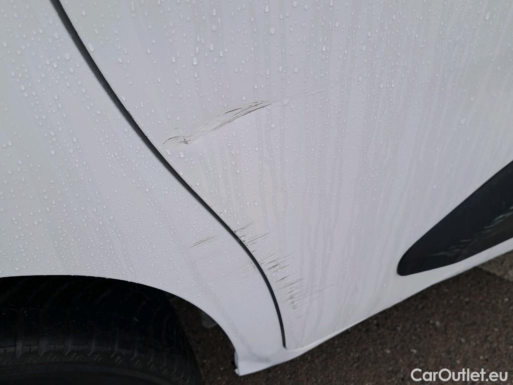  Citroen  Berlingo CITROEN  / 2018 / 3P / furgón derivado de turismo Talla M BlueHDi 100 WORKER #22