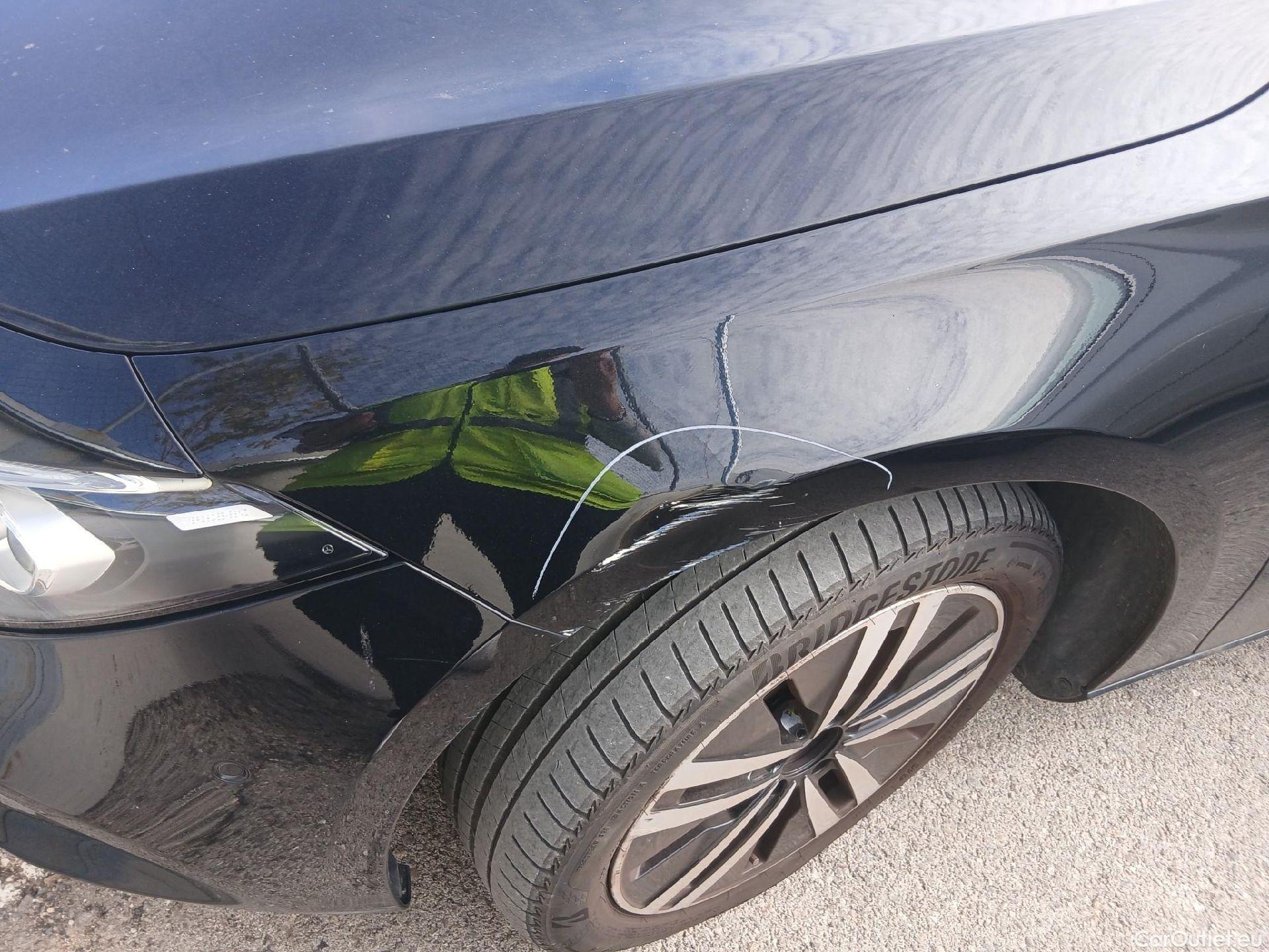  Mercedes  A-Klasse MERCEDES-BENZ Clase A / 2018 / 5P / berlina con portón A 250 e #17