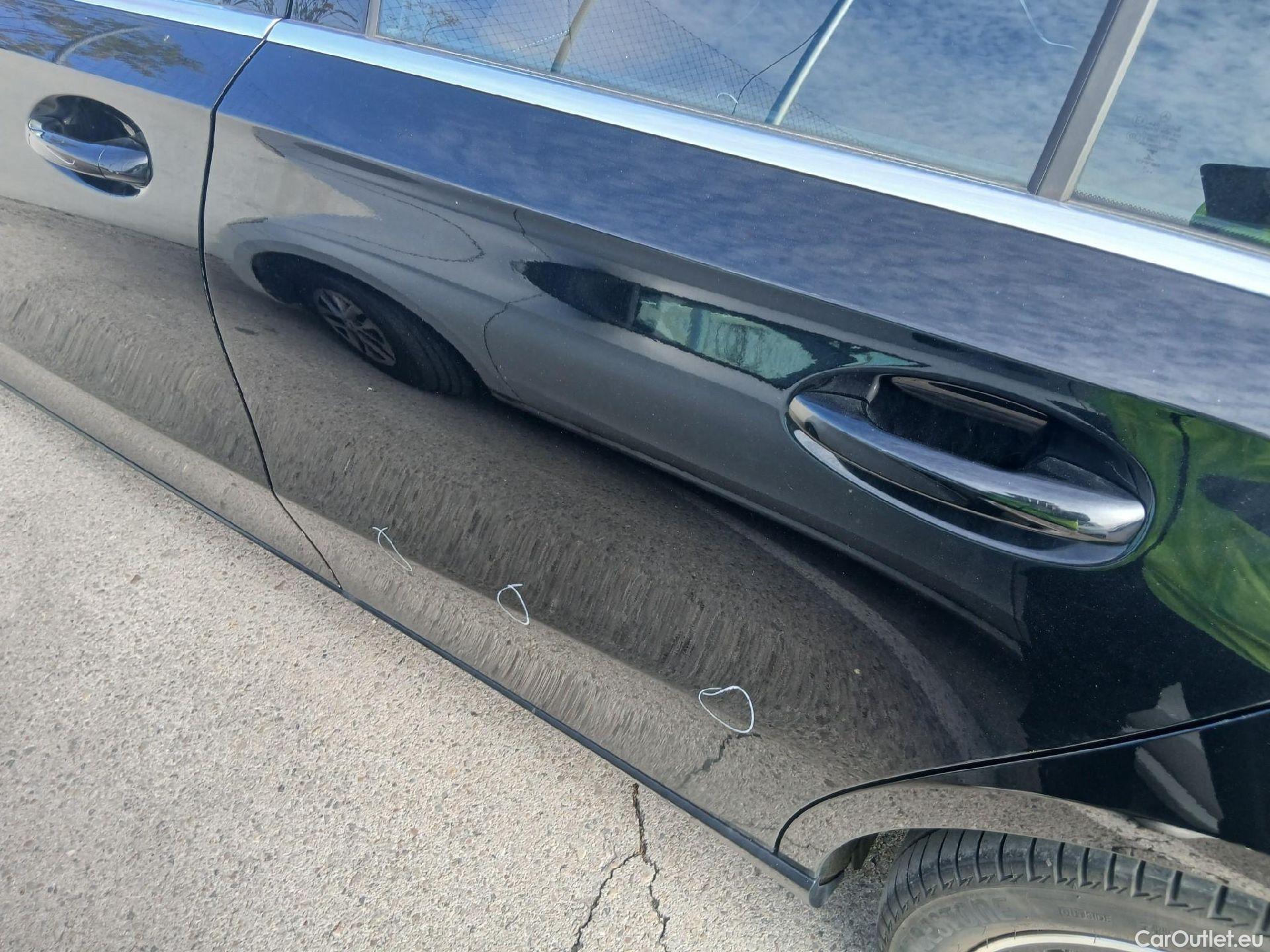  Mercedes  A-Klasse MERCEDES-BENZ Clase A / 2018 / 5P / berlina con portón A 250 e #20