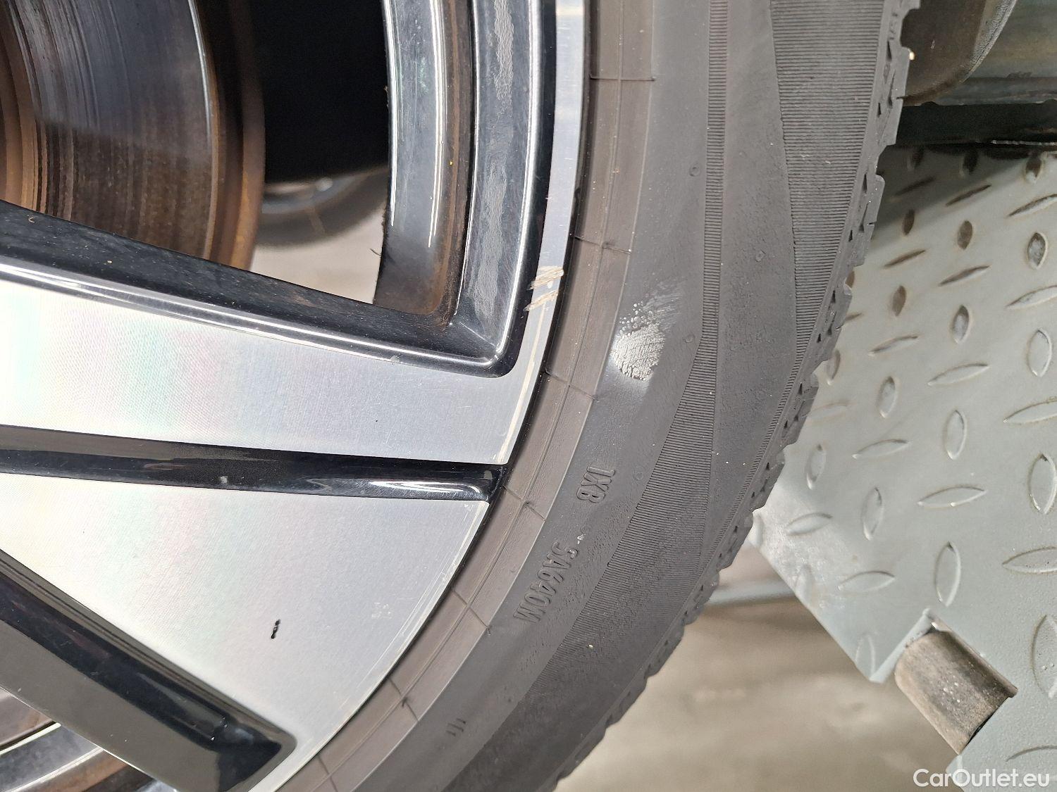 Volvo  XC 40 Volvo, XC40 '17 BEV, Volvo XC40 Recharge Twin Pro 5d #7