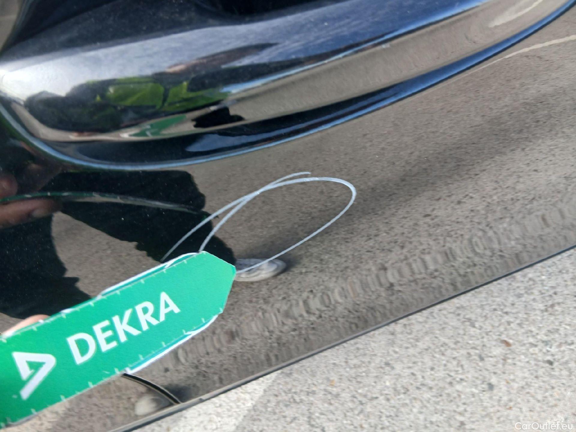  Mercedes  A-Klasse MERCEDES-BENZ Clase A / 2018 / 5P / berlina con portón A 250 e #32