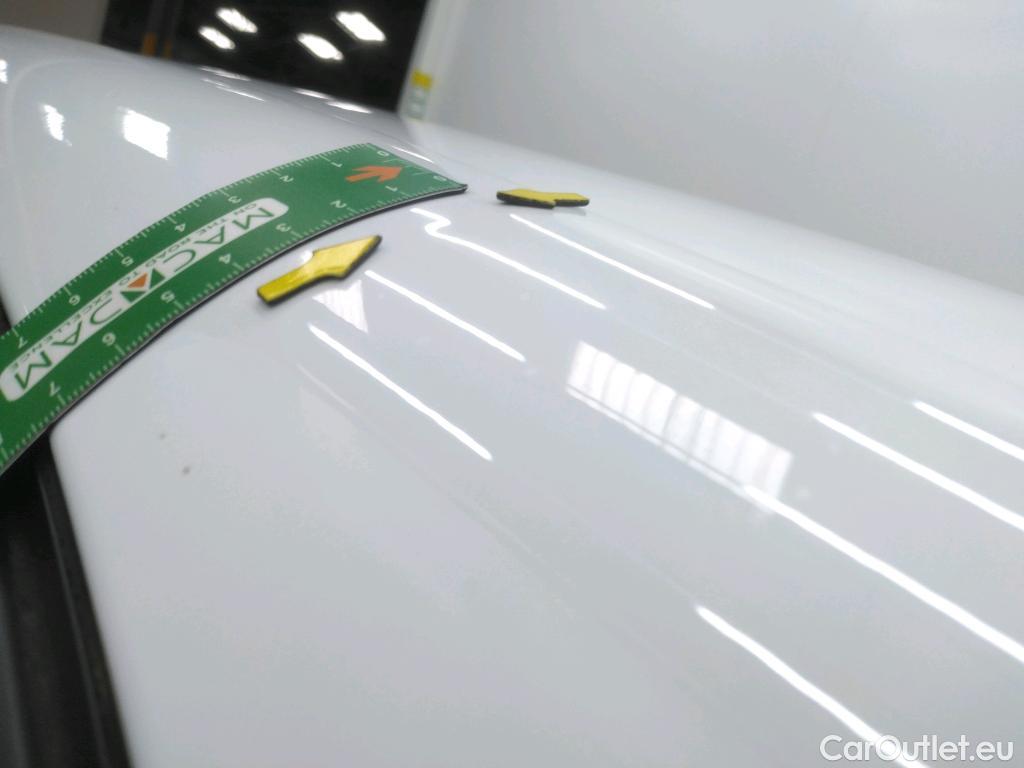 Citroen  C3  Société Feel Nav 1.5 BlueHDI 100CV BVM5 E6dT #24