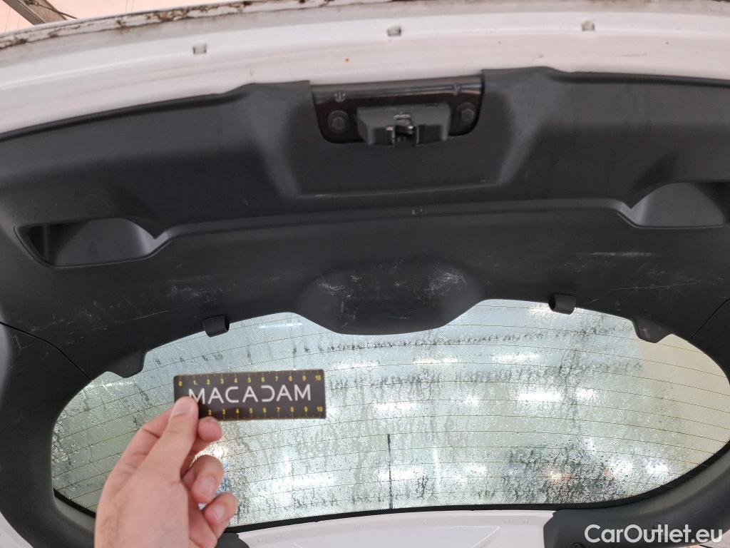  Peugeot  208  Affaire Premium 1.5 HDi 100CV BVM5 E6dT #17