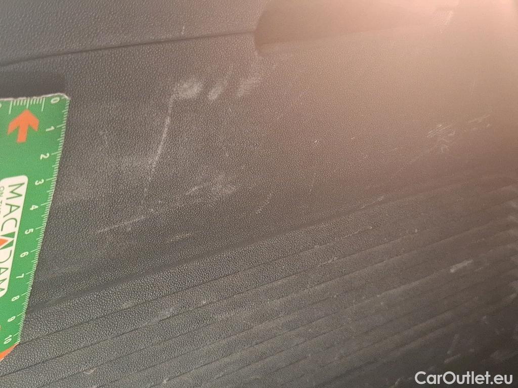  Citroen  C3  Aircross / 2021 / 5P / SUV BlueHDi 120 S&S EAT6 Feel Pack Business / TRANSFO VP/VF #17