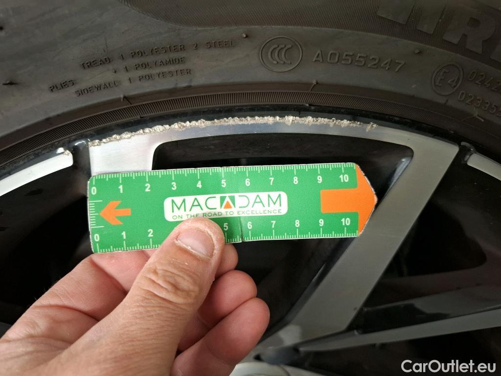  Volvo  V60  Kombi Momentum 2.0 D3 150CV BVA8 E6dT #29