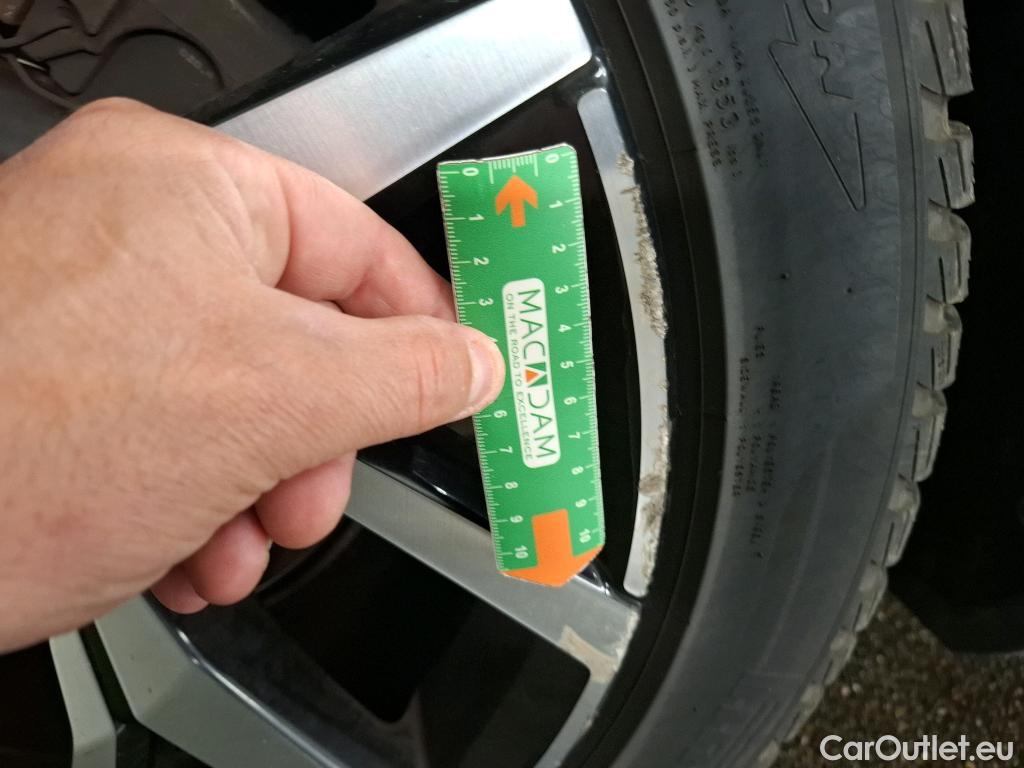  Volvo  V60  Kombi Momentum 2.0 D3 150CV BVA8 E6dT #35