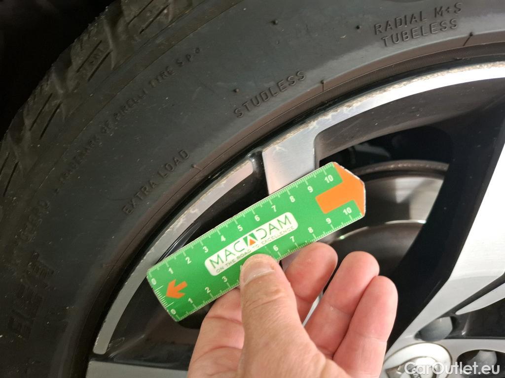  Volvo  V60  Kombi Momentum 2.0 D3 150CV BVA8 E6dT #33