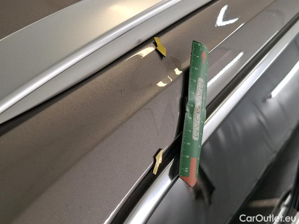  Volvo  V60  Kombi Momentum 2.0 D3 150CV BVA8 E6dT #13