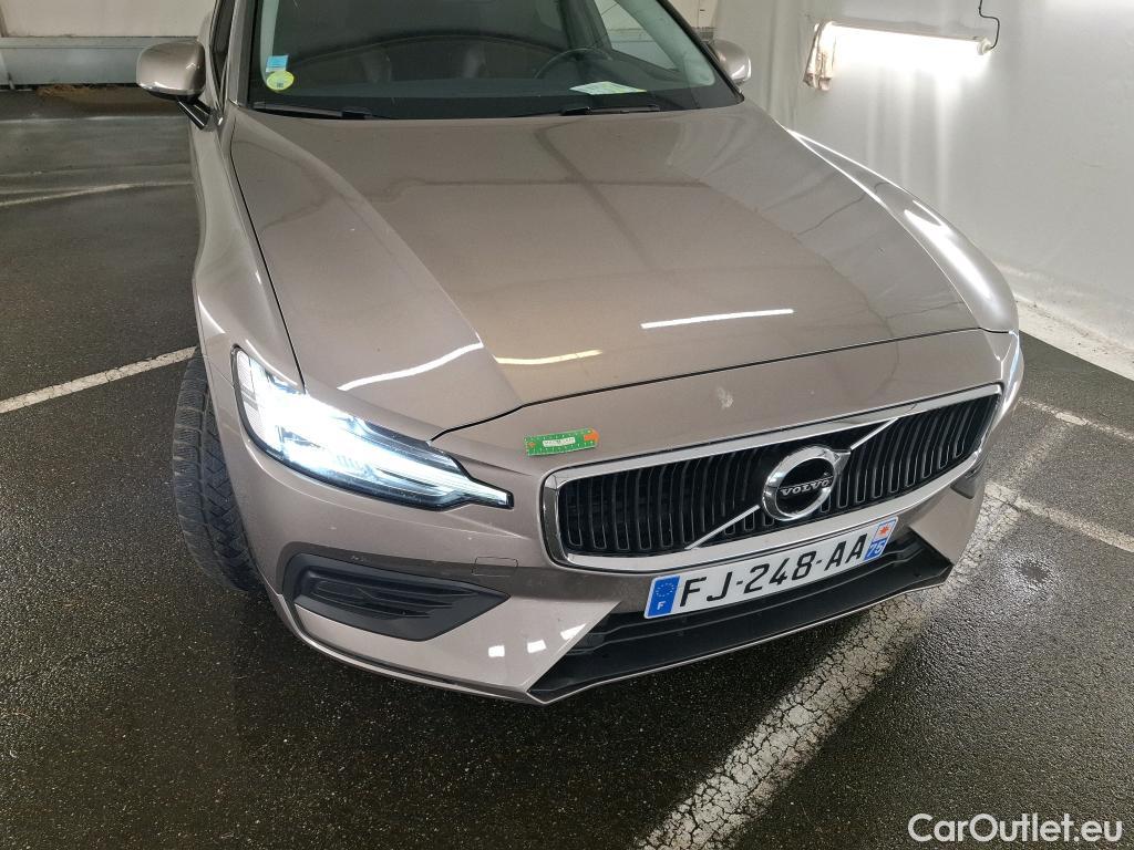 Volvo  V60  Kombi Momentum 2.0 D3 150CV BVA8 E6dT #18